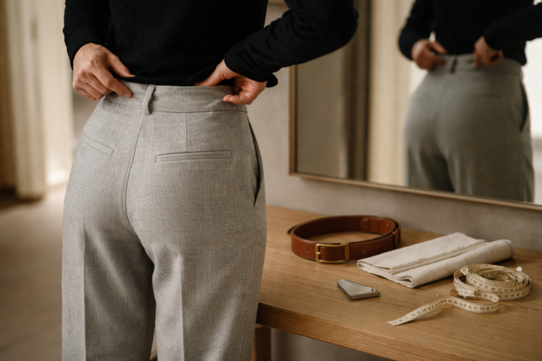 Linningen ruller (igen): min hurtige diagnose af bukser, der ikke vil blive siddende